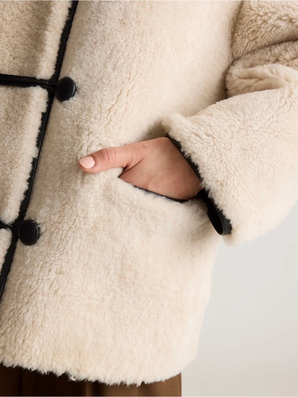 Quince 100% Shearling Duffle Jacket NWT Small - Picture 5 of 15